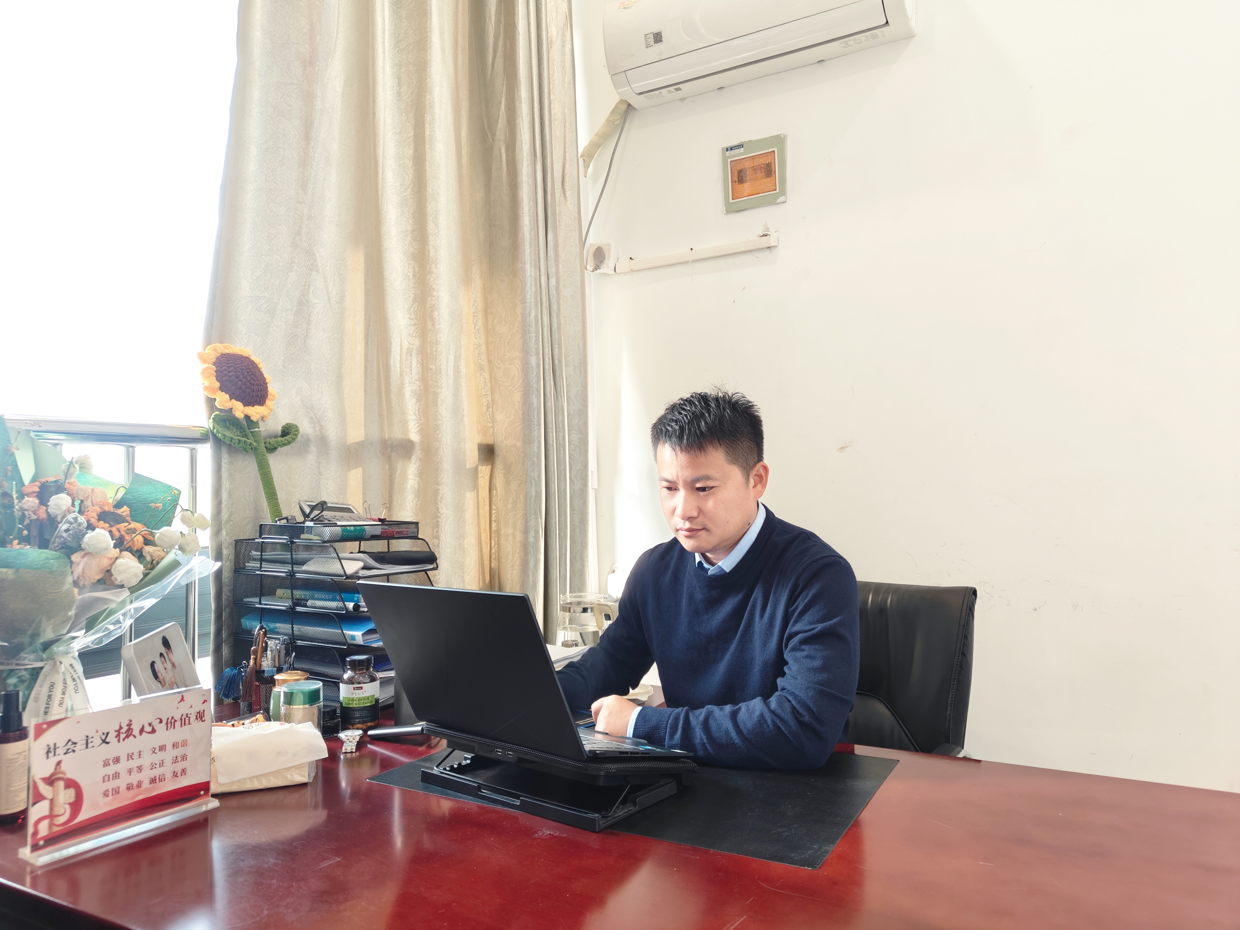 d13bdb745db758698e742d17a865679b.jpg d13bdb745db758698e742d17a865679b.jpg